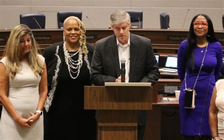 Protest over conditions at women's jail in Union City interrupts Fulton County Commissioner Meeting