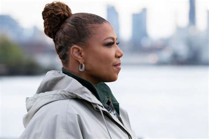 Queen Latifah net worth: What is the fortune of the American singer and comedian?