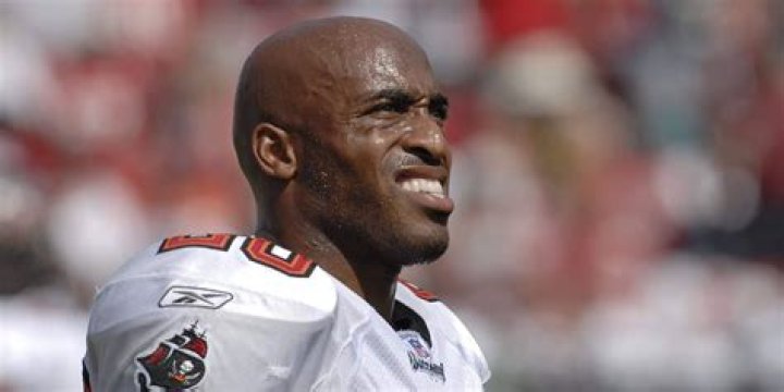 Ronde Barber let nothing stop him on his path to the Hall of Fame