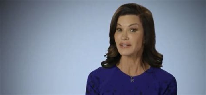 S01.E02: Janice Dickinson Knows Breast - Botched [V]