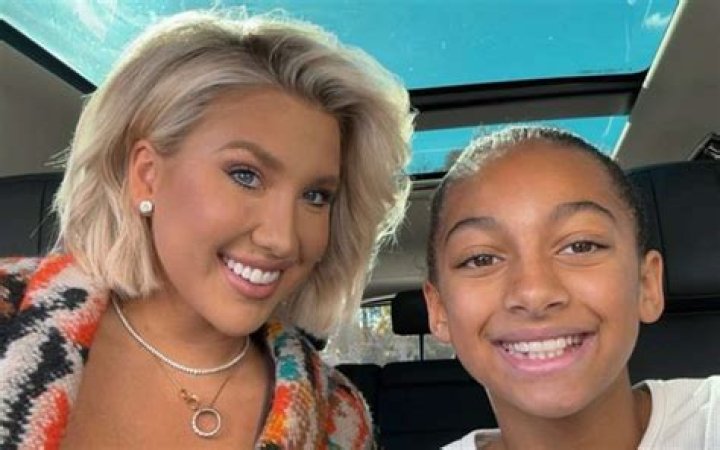  Savannah Chrisley not afraid of having kids but there’s something else that scares her Wed 14 June 2023 19:42 Kiesha Dosanjh 