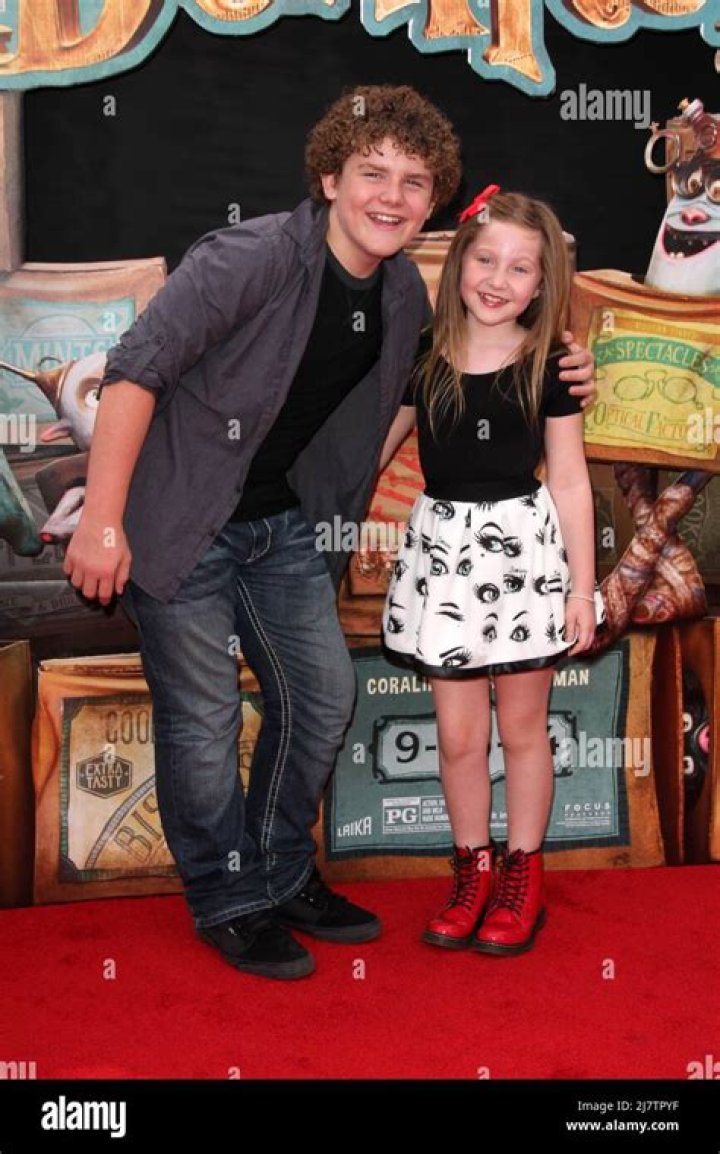 Sean Ryan Fox Girlfriend Katrina Brianne Is A Singer