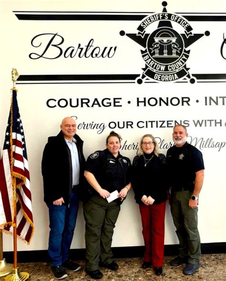 Several agencies involved in search in Bartow County