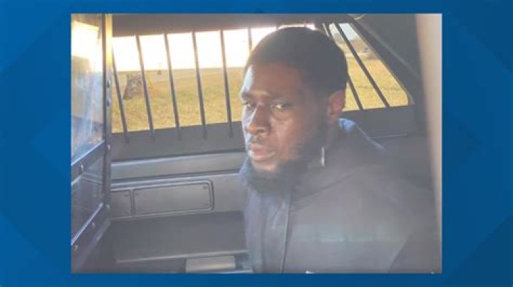 Suspected bank robber arrested in Rockdale after chase in stolen car, sheriff says