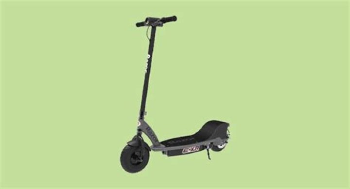The New Razor E-XR Scooter Turned Me into a Full-Fledged Scooter Dad