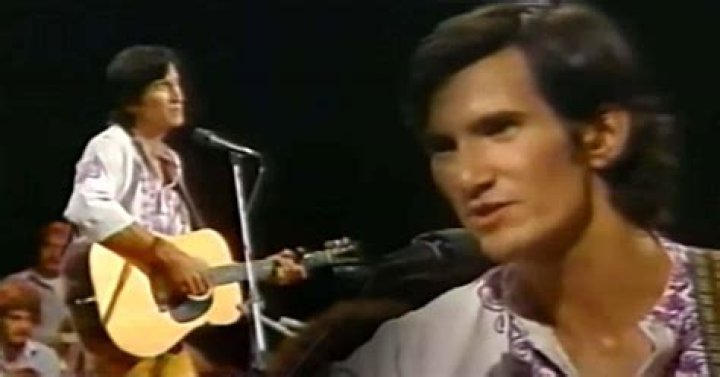 Townes Van Zandt’s “If I Needed You” Is The Most Romantic Song In His Catalog