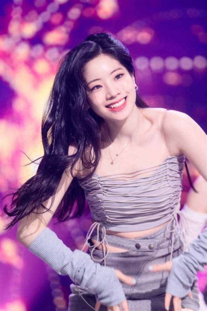 TWICE Dahyun Hit On Stage: Shocking Incident Sparks Outrage and Controversy - Concert Etiquette Under Fire!