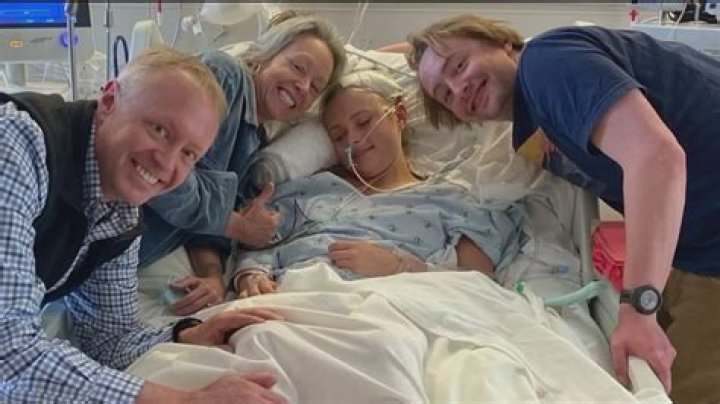 UGA student who suffered brain hemorrhage in Mexico opens eyes for first time