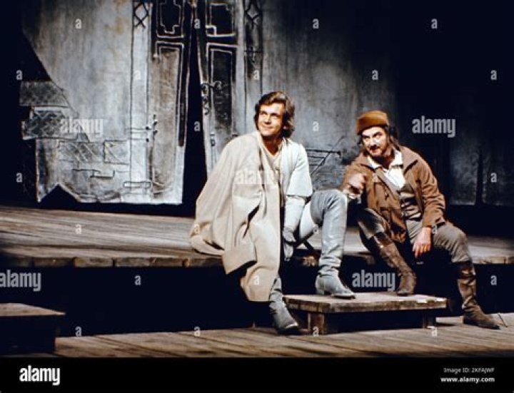 Viel Lärm um nichts – Karin Henkels rasant-rasender Shakespeare am Schauspielhaus Zürich