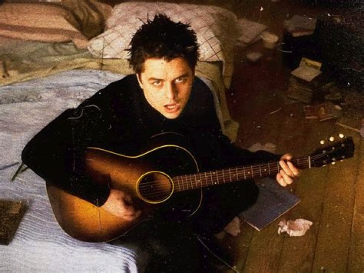 What Challenges & Controversies Billie Joe Armstrong Went Through