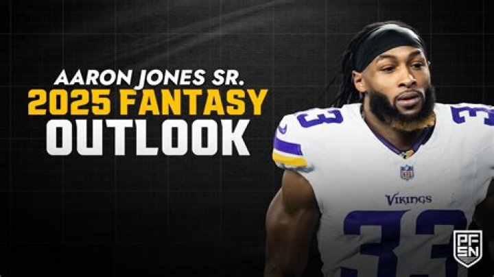Who do I drop? Tee Higgins, Aaron Jones and more fantasy football cuts for Week 12