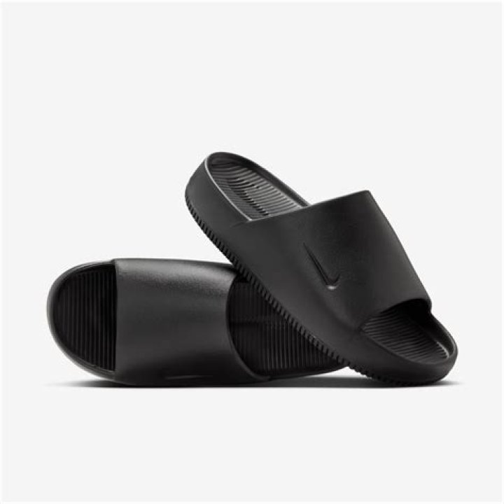 Women's Black Sliders | MYPROTEIN™