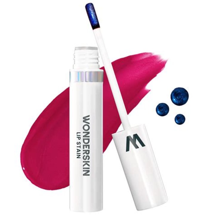 Wonderskin Lip Stain Leaves Long-Lasting Color on Lips