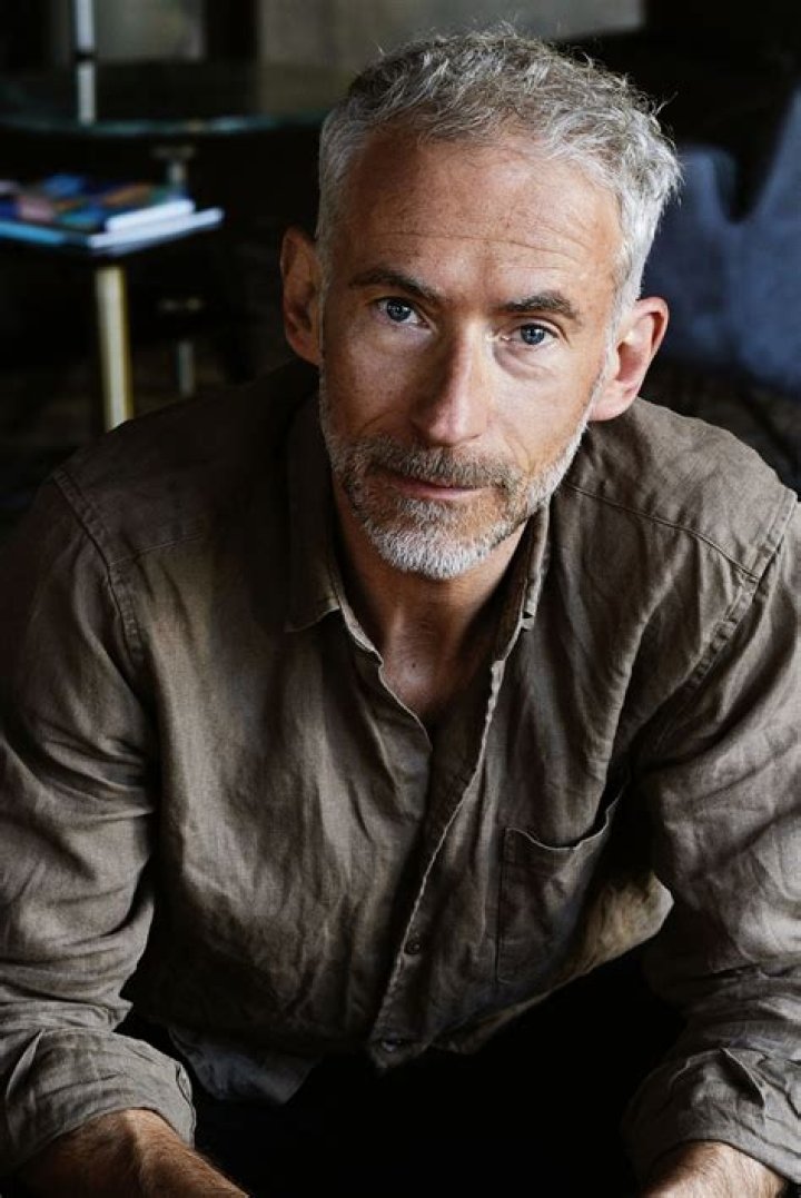 Wut – Axel Sichrovsky inszeniert Elfriede Jelineks Terror-Reflektionen am Coburger Landestheater